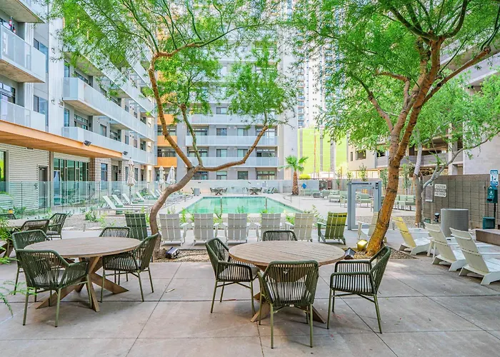 Cdt Phx Balcony Gym Pool Wd & Parking Phoenix