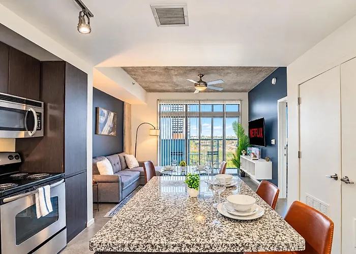 Apartamento Cdt Phx Balcony Gym Pool Wd & Parking *